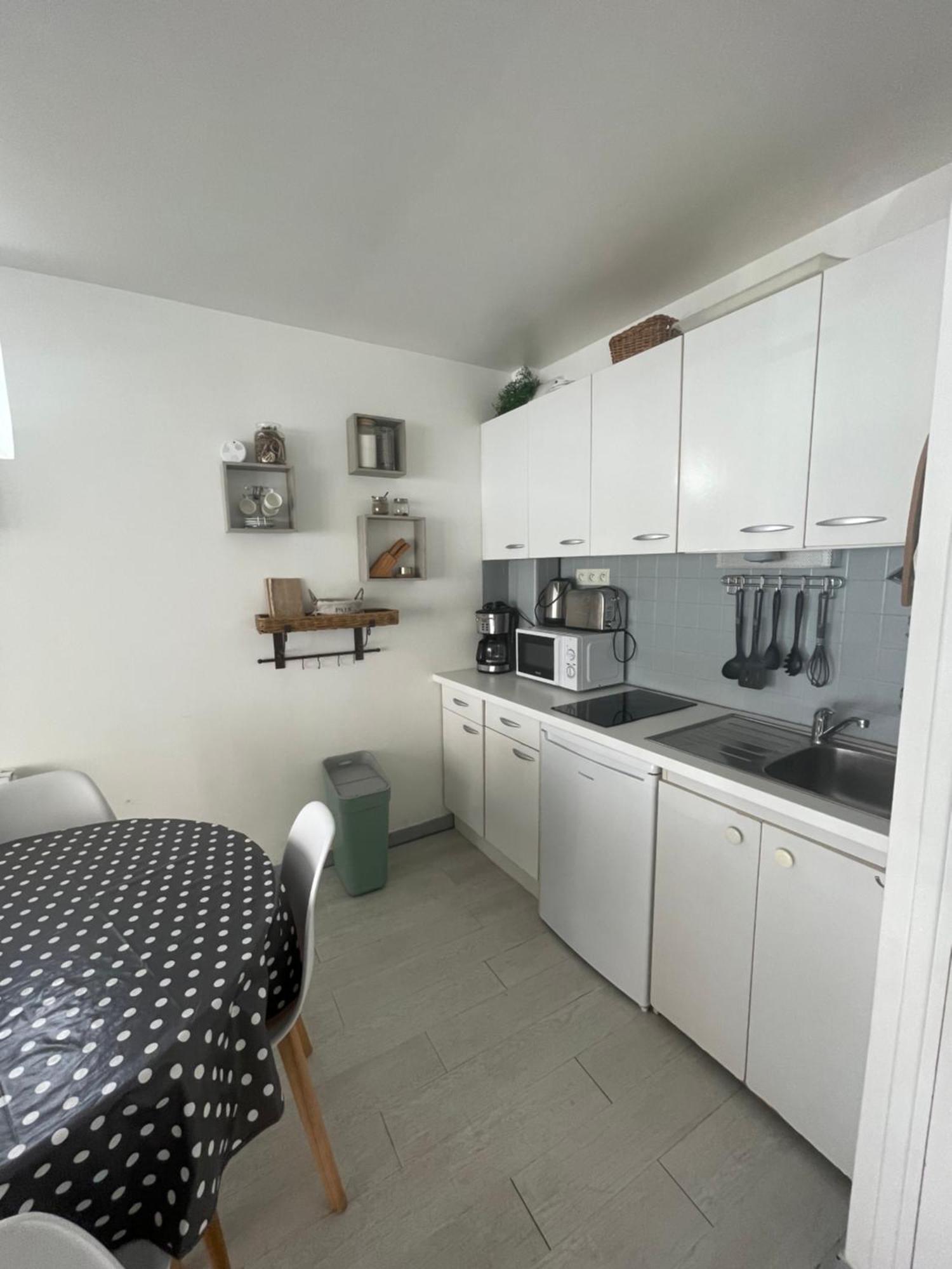 Houlgate Souplex 50M Plage Et Commerces מראה חיצוני תמונה